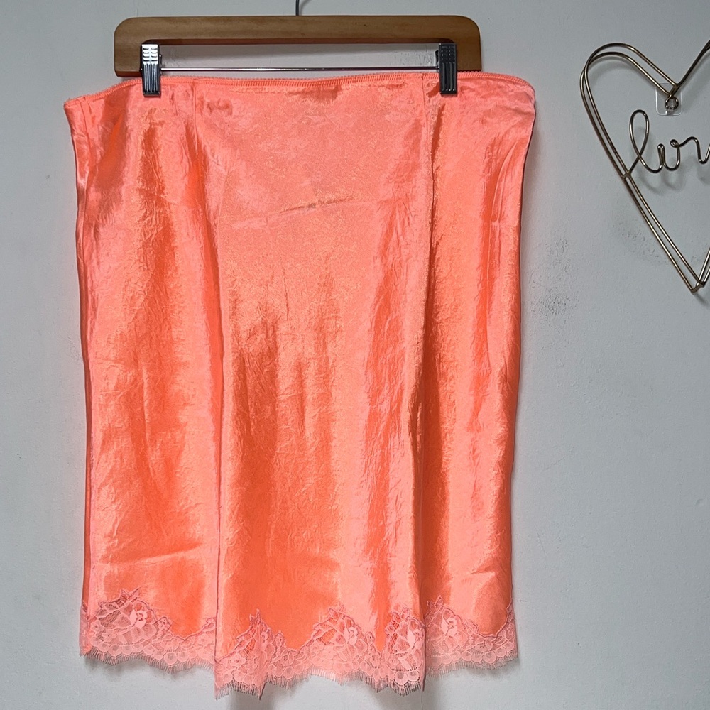 JCrew Gwen lace-trim slip skirt in textured satin NWT size XL - Picture 4 of 9